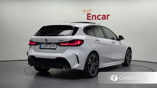 BMW 1 Series (F40) id 3006986 из Кореи 12