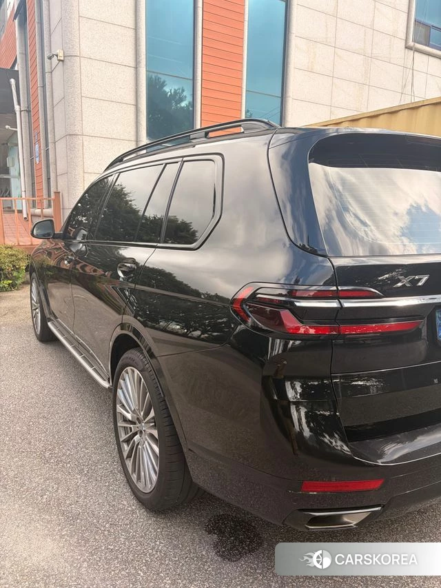 BMW X7 (G07) 2024 Черный из Кореи, фото 2