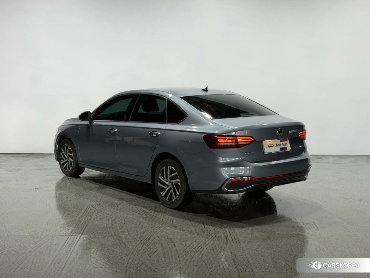 Volkswagen Lavida 2022 Синий из Китая, фото 6