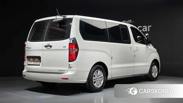 Hyundai The New Grand Starex id 4918399 из Кореи 12