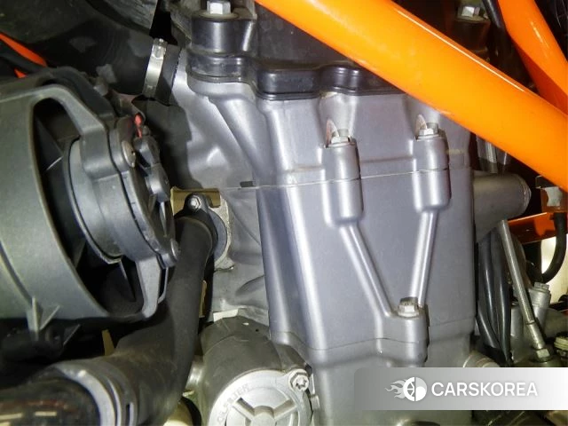 Engine photo