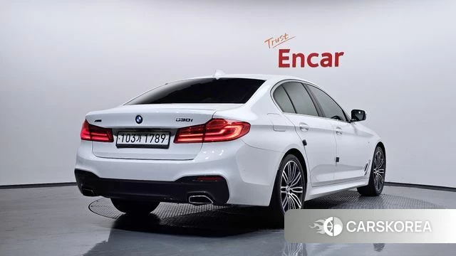 BMW 5 Series (G30) id 4530449 из Кореи 12