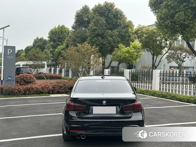 BMW 3 series 2018 Черный из Китая, фото 2