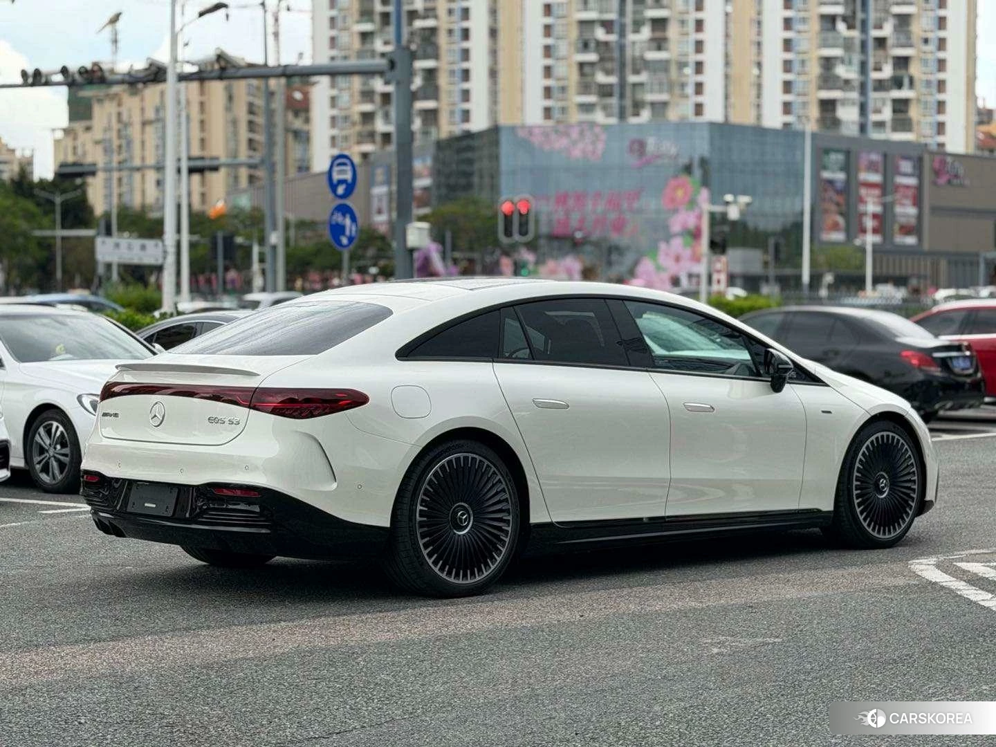 Mercedes-Benz EQS AMG 2022 Белый из Китая, фото 6