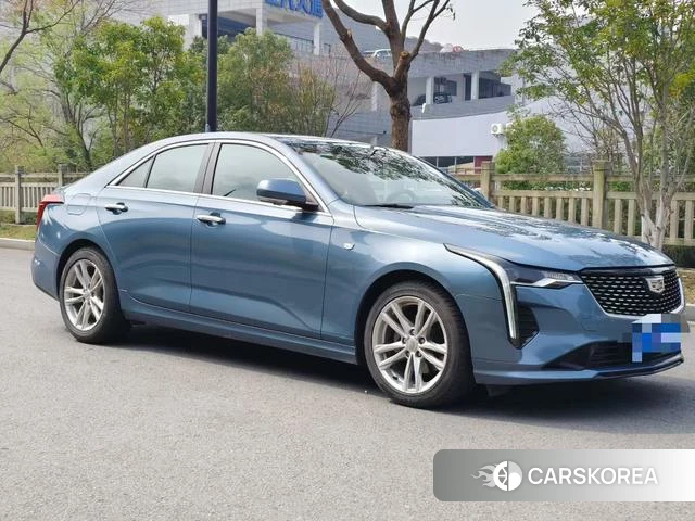 Cadillac CT4 2023 Синий из Китая, фото 2