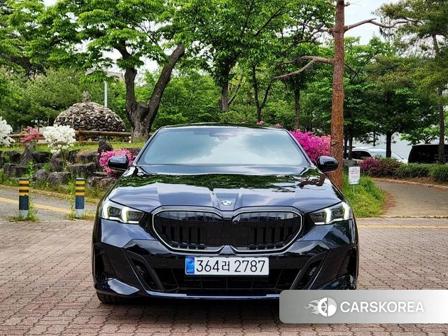 BMW 5 Series (G60) id 4248267 из Кореи 12