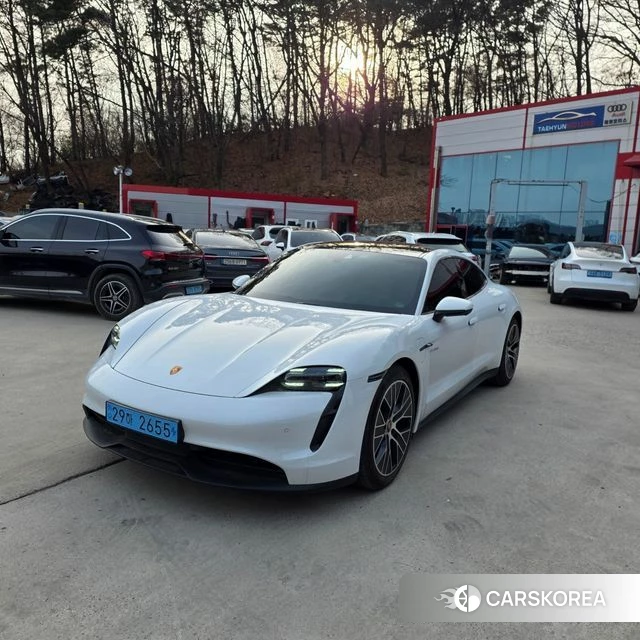 Porsche Taycan id 3883287 из Кореи 12