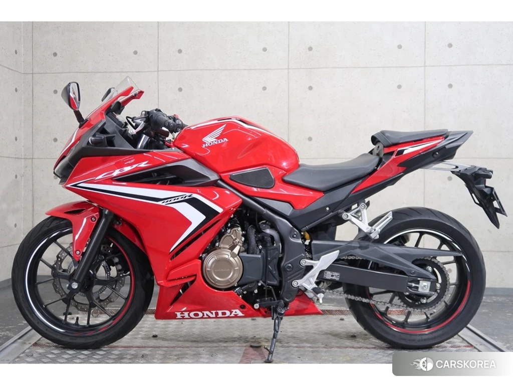 Проданный Honda CBR400R 2021 из Японии, фото 2