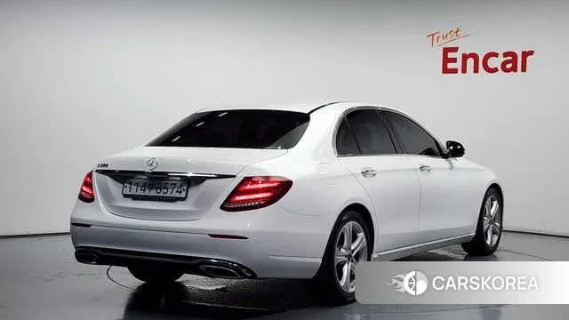 Mercedes-Benz E-Class W213 id 3188545 из Кореи 12
