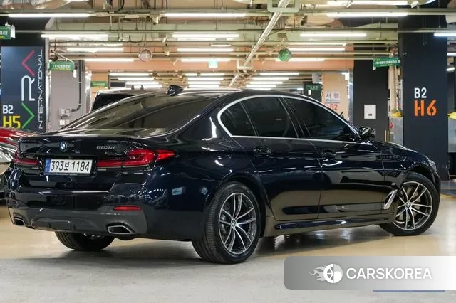 BMW 5 Series (G30) id 3717470 из Кореи 12