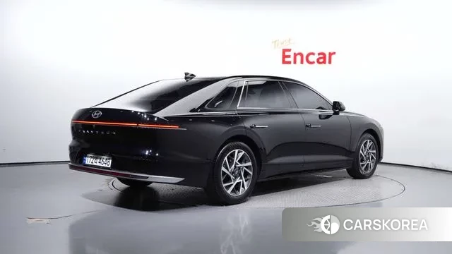 Hyundai Grandeur Hybrid (GN7) id 3027011 из Кореи 12