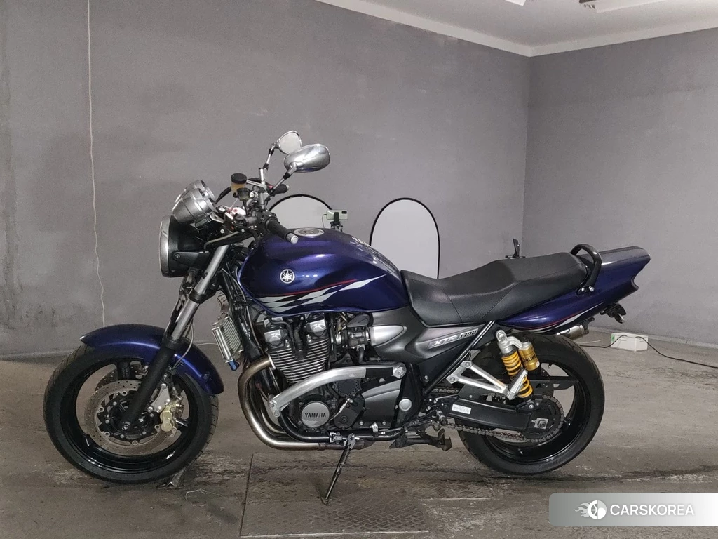 Проданный Yamaha XJR 1300 id 4026298 из Японии