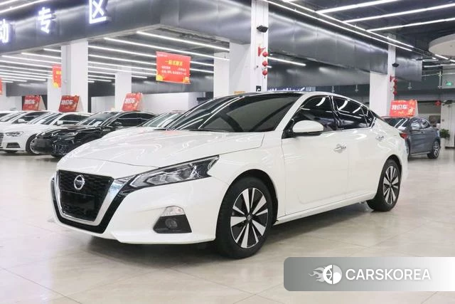 Nissan Teana 2023 Белый из Китая, фото 3