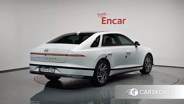 Hyundai Grandeur (GN7) id 3212486 из Кореи 12