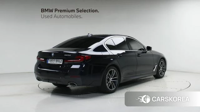 BMW 5 Series (G30) id 4608248 из Кореи 12