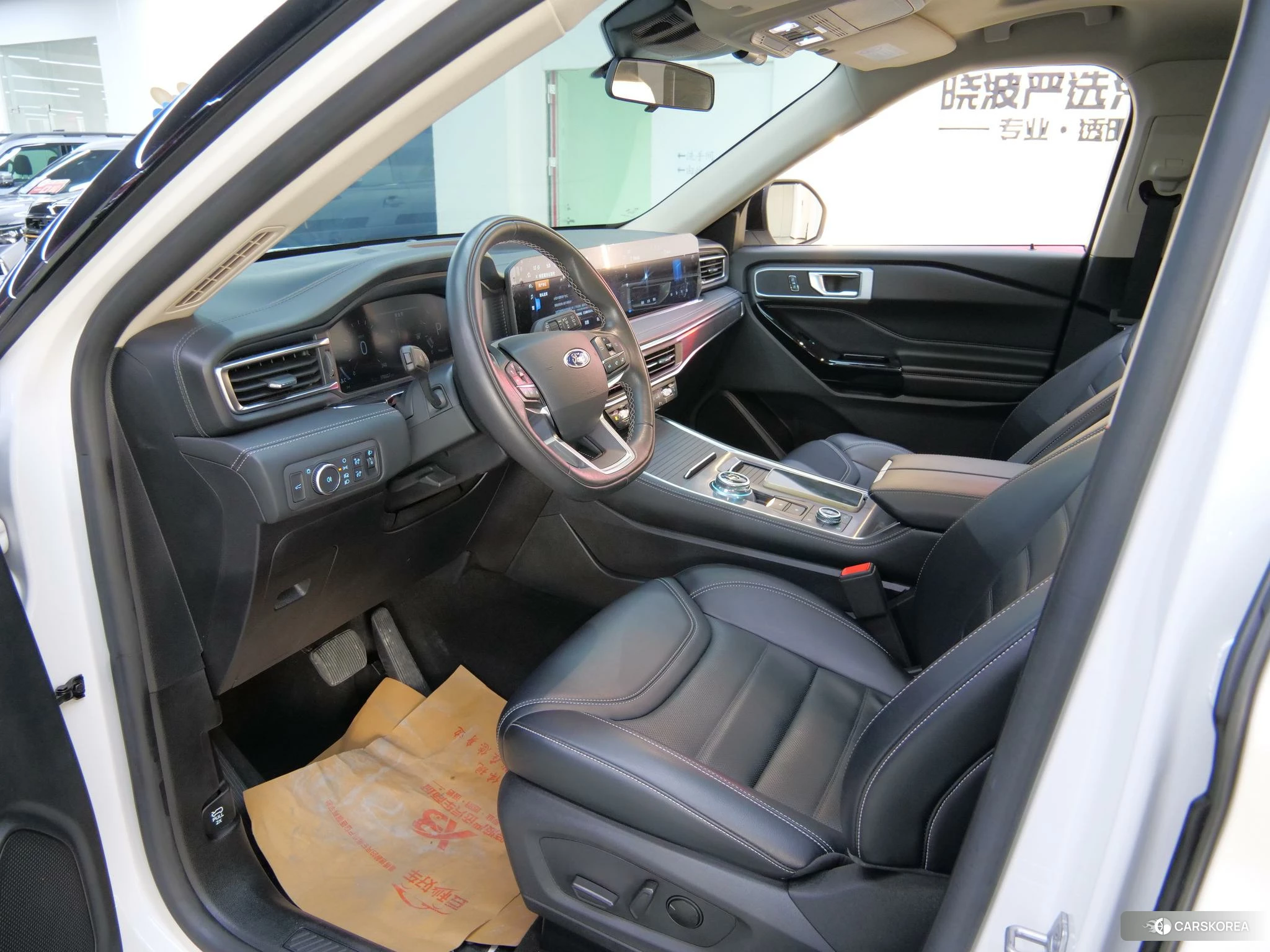 Ford Explorer id 4467928 из Китая 12