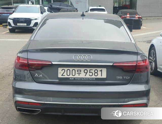 Audi A4 (B9) 2023 Серый из Кореи, фото 2