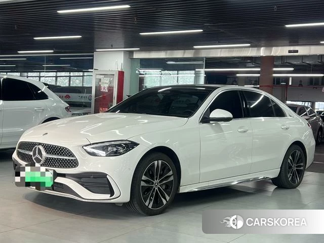 Mercedes-Benz C-class PHEV 2024 Белый из Китая, фото 4