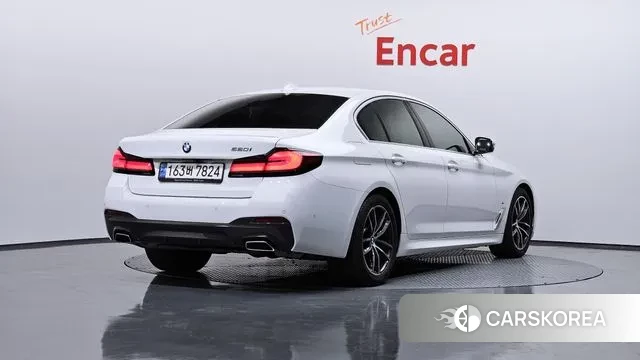 BMW 5 Series (G30) id 3360427 из Кореи 12