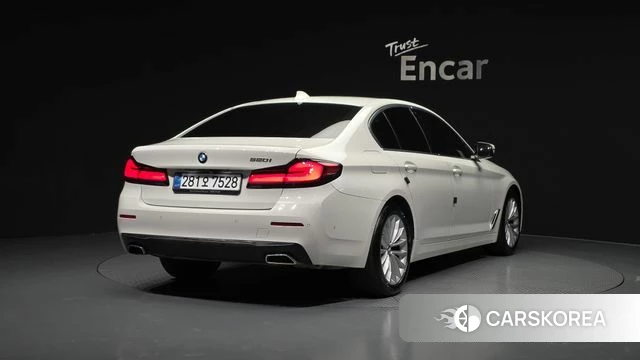 BMW 5 Series (G30) id 3818933 из Кореи 12