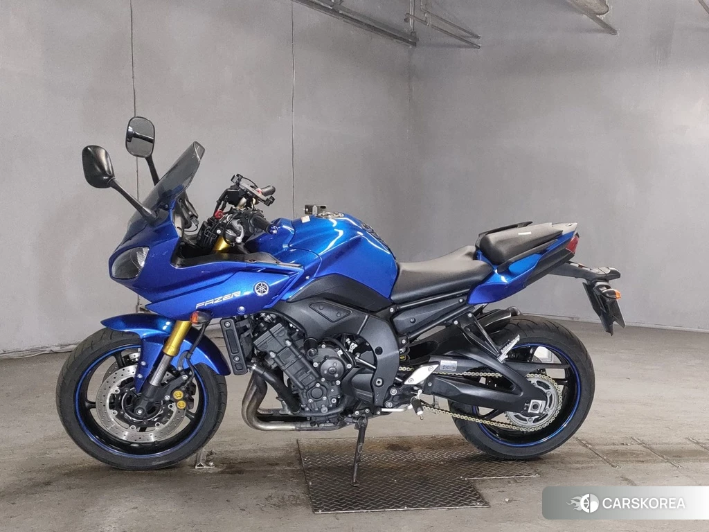 Проданный Yamaha FZ8-S 2012 из Японии