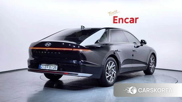 Hyundai Grandeur (GN7) id 3864902 из Кореи 12