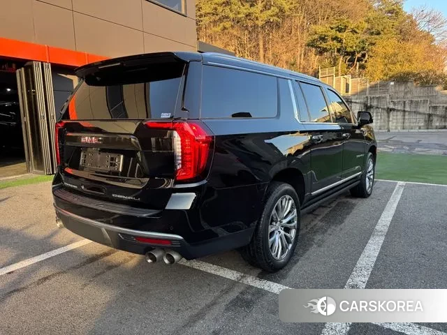 GMC Yukon id 3634589 из Кореи 12