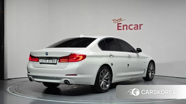 BMW 5 Series (G30) id 4689385 из Кореи 12