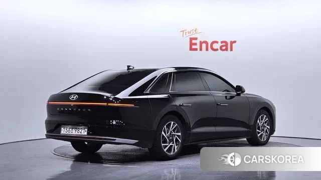 Hyundai Grandeur (GN7) id 3734392 из Кореи 12