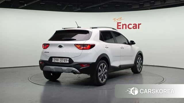 Kia Stonic id 3899823 из Кореи 12