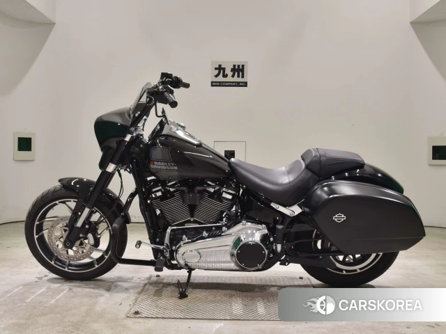 Harley-Davidson Softail Sport Glide FLSB1750 2022 из Японии, фото 4
