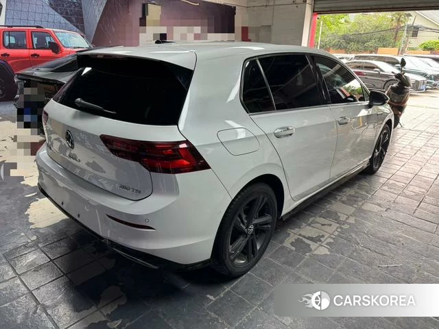 Volkswagen Golf 2022 Белый из Китая, фото 2