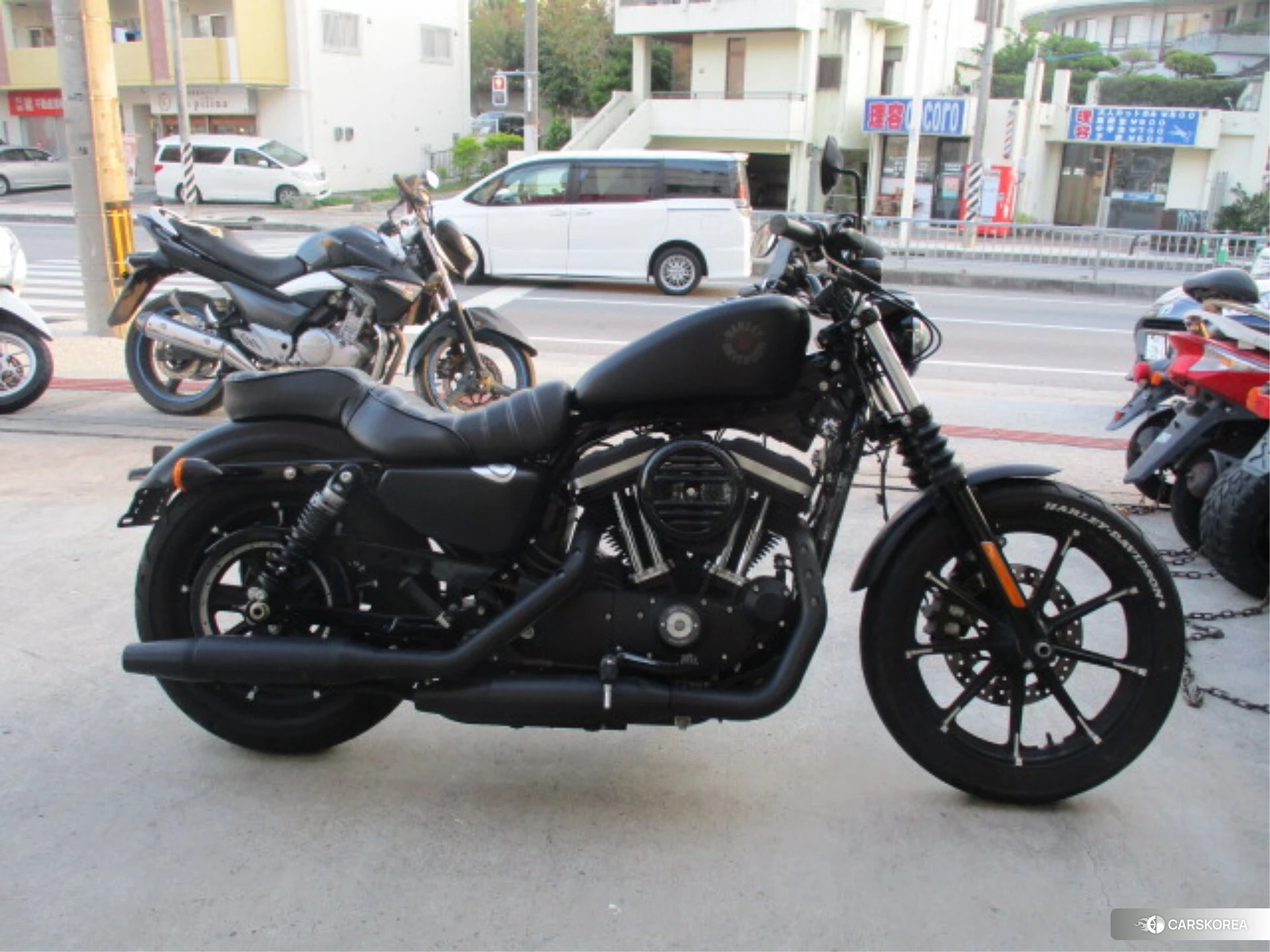 Harley-Davidson Sportster XL883N id 3946616 из Японии 9
