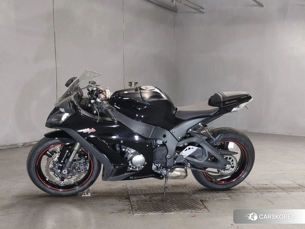 Проданный Kawasaki ZX-10R NINJA 2013 из Японии