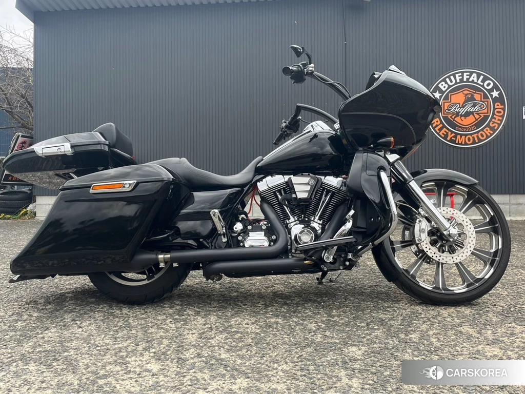 Проданный Harley-Davidson Road Glide FLTRXS1750 2016 из Японии