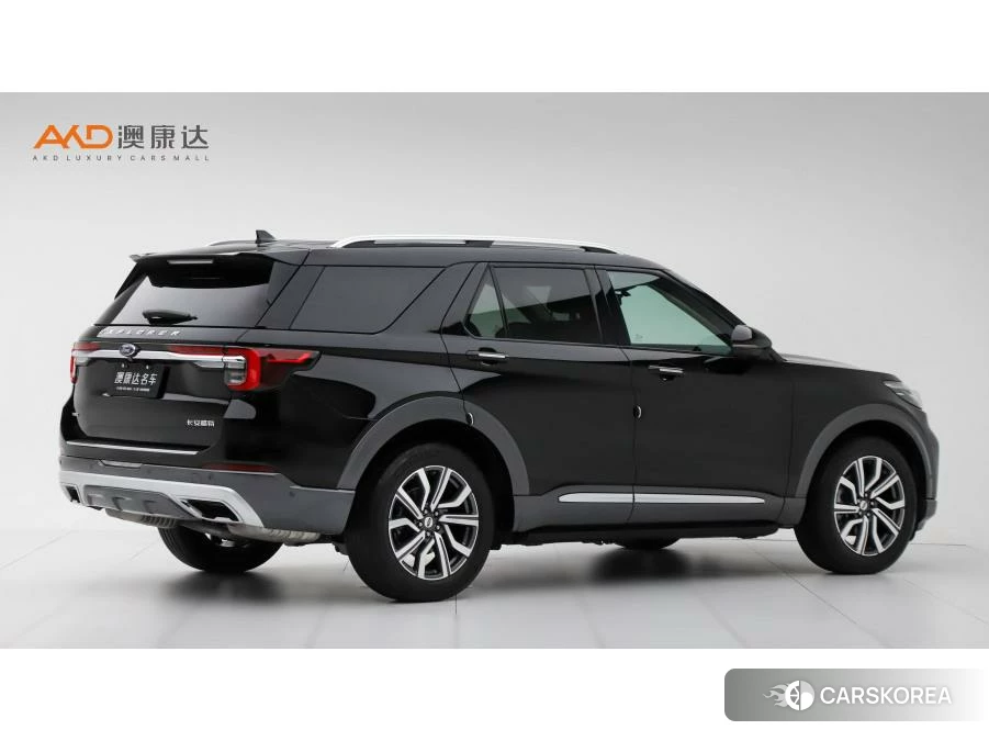 Ford Explorer 2022 Черный из Китая, фото 3
