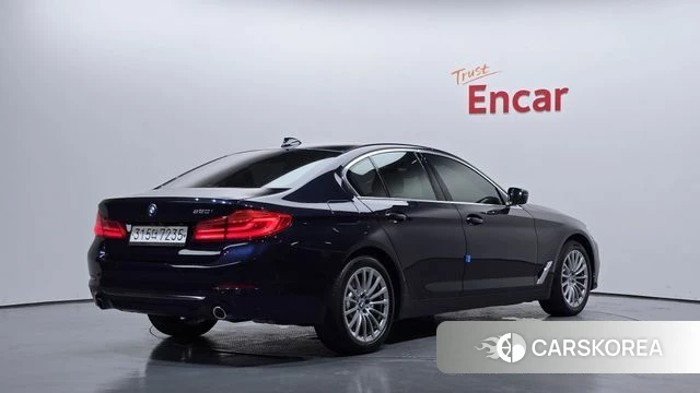 BMW 5 Series (G30) id 4683930 из Кореи 12