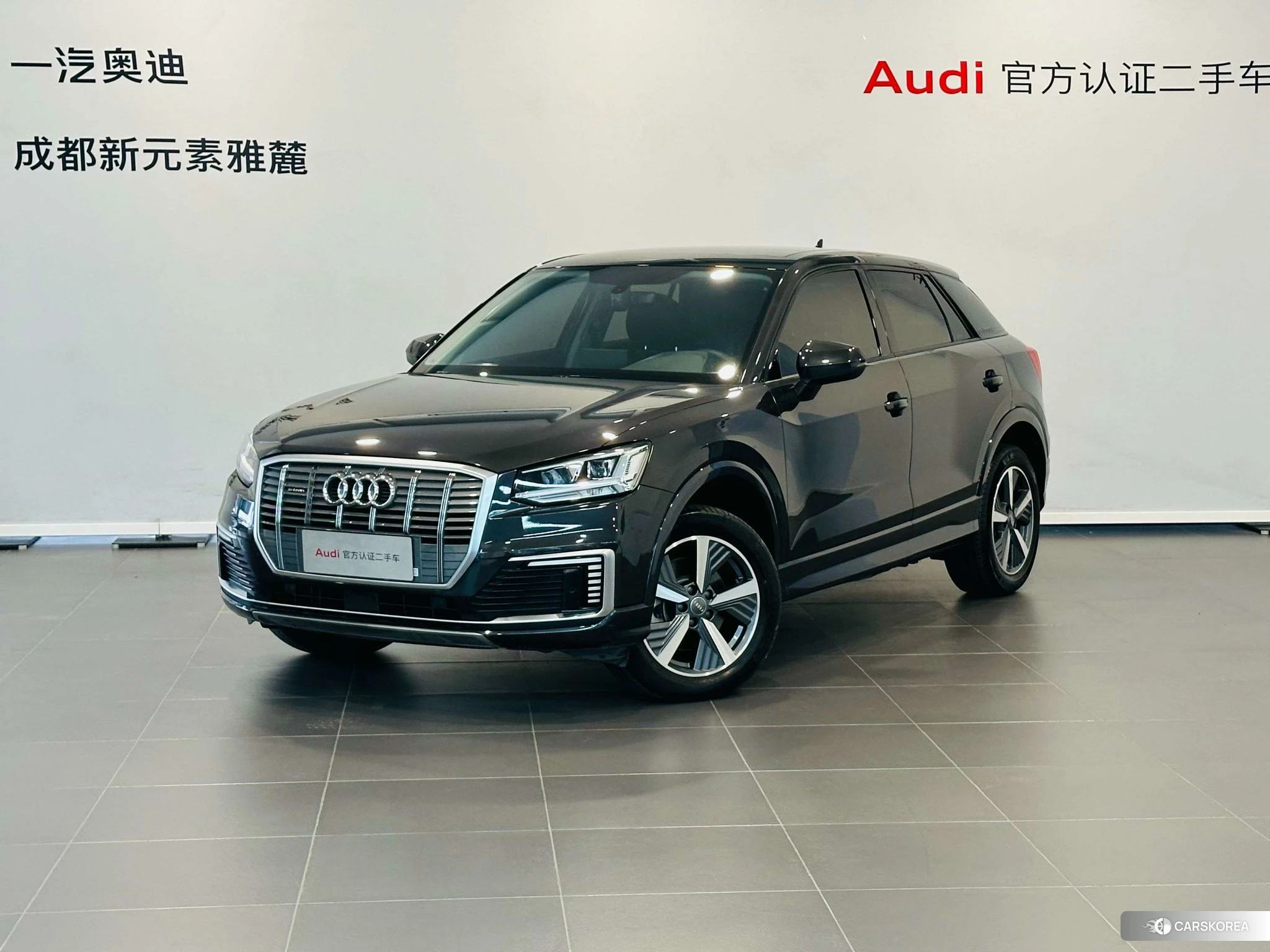 Audi Q2L id 4479346 из Китая 8