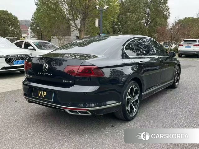 Volkswagen Magotan 2023 Черный из Китая, фото 2