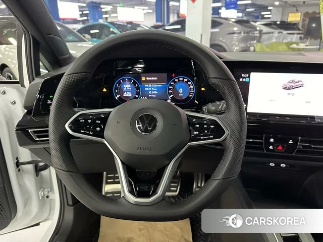 Volkswagen Golf id 4259828 из Китая 7