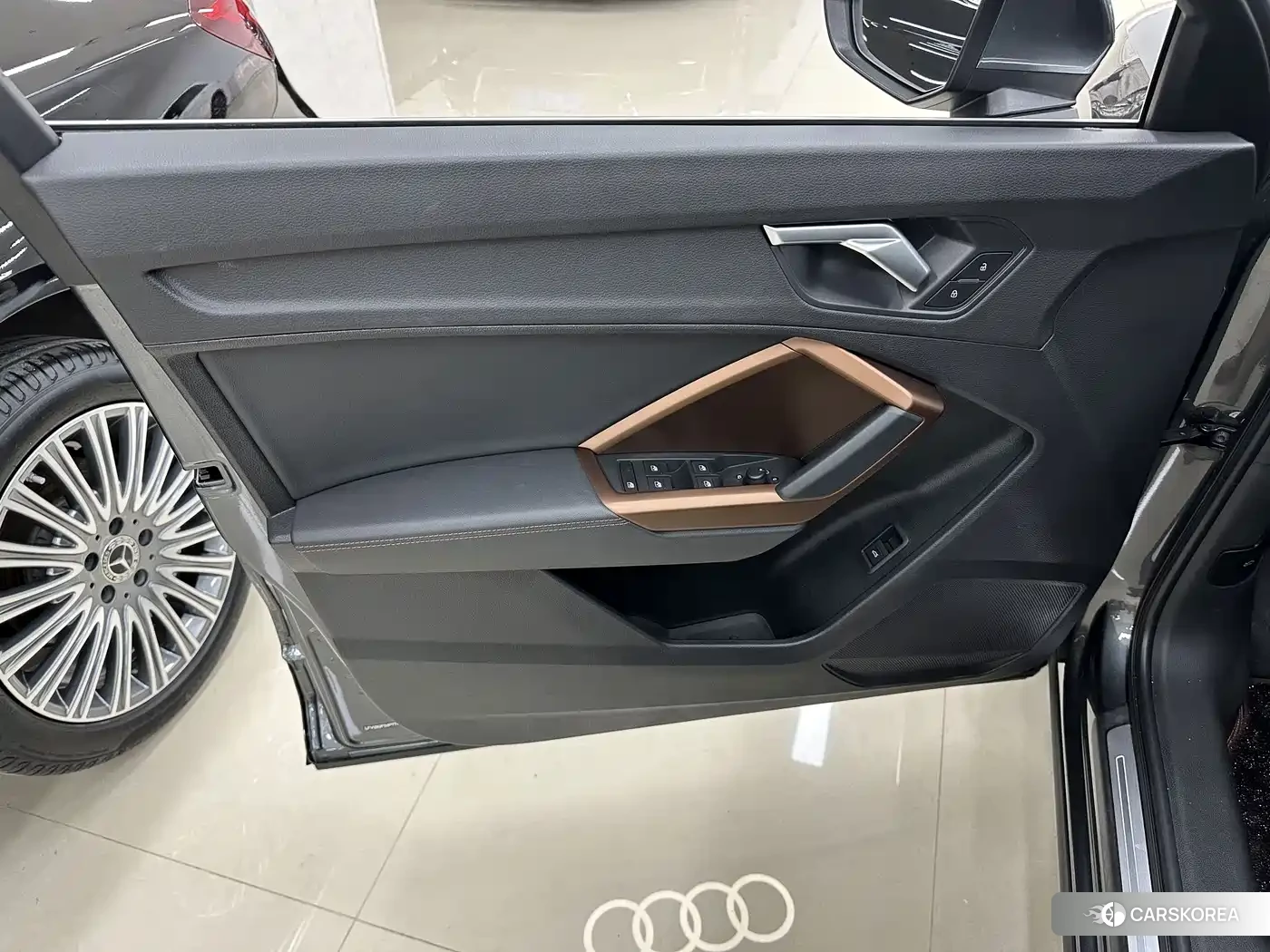 Audi Q3 id 4686179 из Китая 12