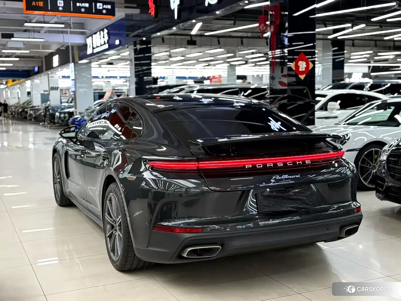 Porsche Panamera 2024 Silver/gray из Китая, фото 2