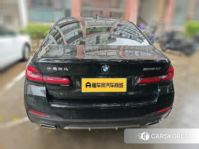 BMW 5 series 2021 Черный из Китая, фото 2