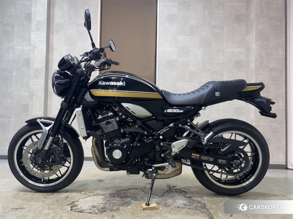 Проданный Kawasaki Z900RS 2022 из Японии, фото 2