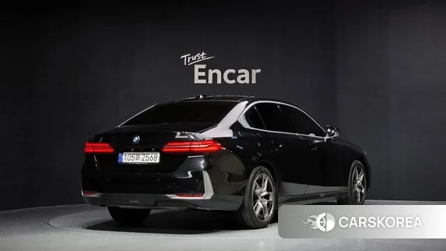 BMW 5 Series (G60) id 3555188 из Кореи 12