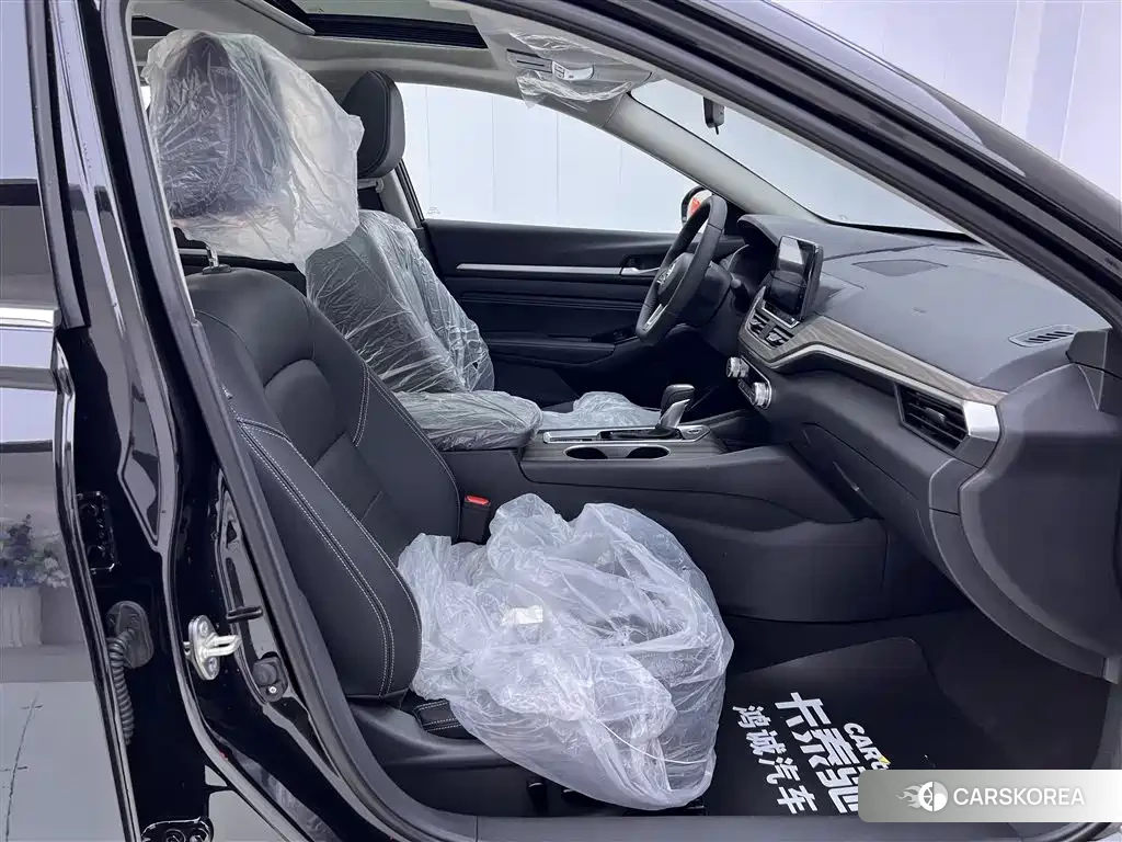 Nissan Altima id 4546336 из Китая 12