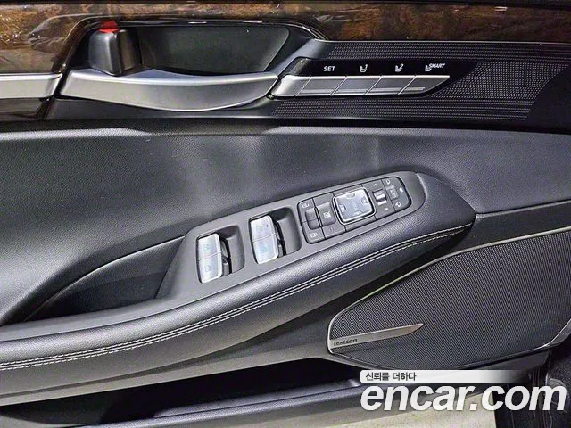 Genesis G90 id 2672778 из Кореи 12