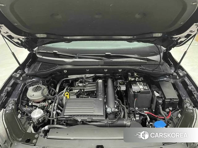 Volkswagen Passat id 4264701 из Китая 12