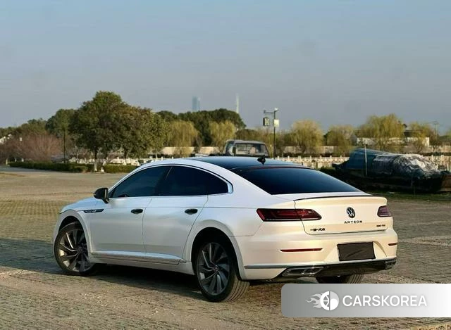 Volkswagen CC 2022 Белый из Китая, фото 2