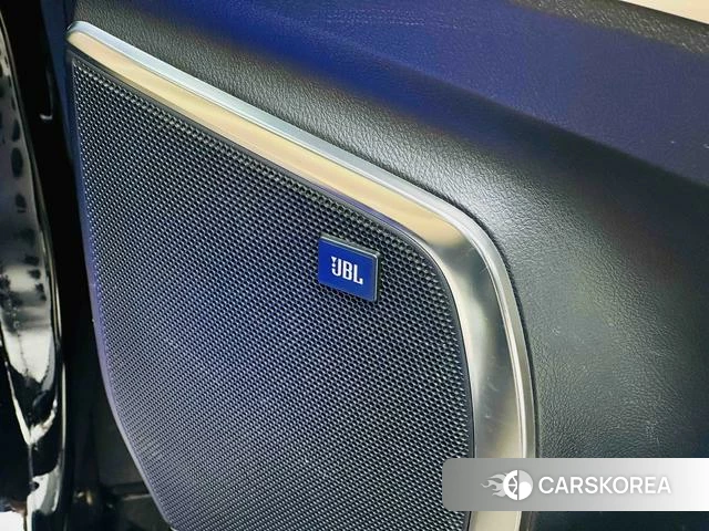 Toyota Elfa id 4276924 из Китая 7